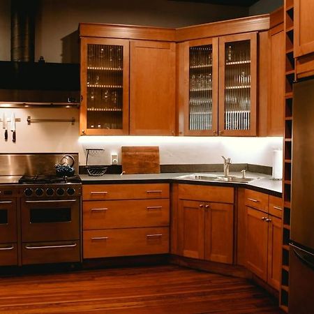 Апартаменты The 511. A Luxury Loft On State St. Бристоль Экстерьер фото