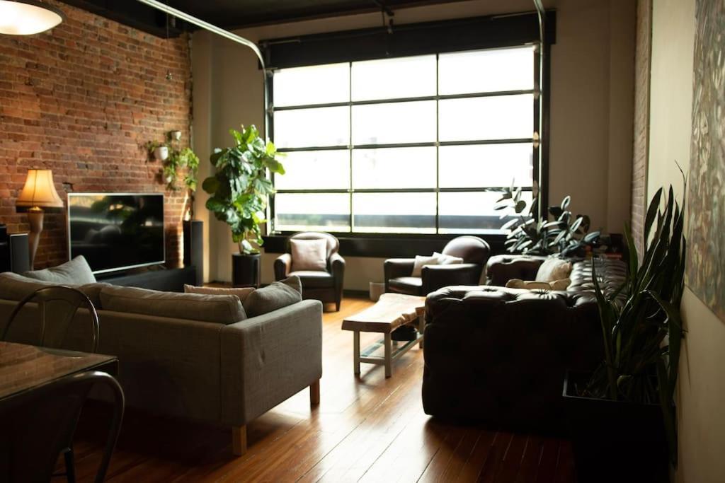 Апартаменты The 511. A Luxury Loft On State St. Бристоль Экстерьер фото